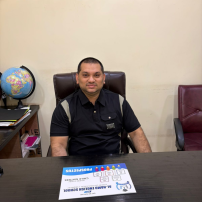 Launch Facebook Feed Ad in Bright Red Chic Photocentric Frames Style